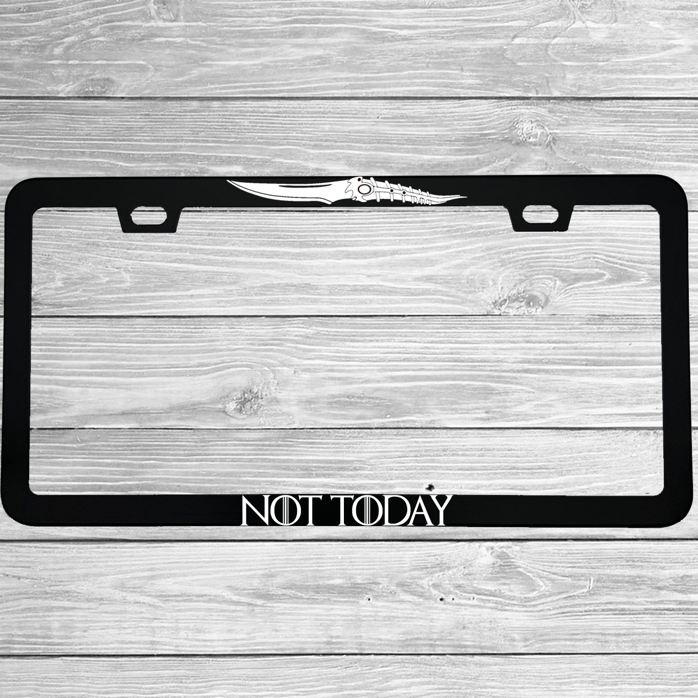 MCMP Customs aluminum license plate frame β features and quality detail infographic